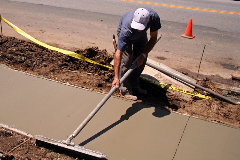 Curb And Sidewalk Installation